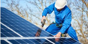 Installation Maintenance Panneaux Solaires Photovoltaïques à Carrouges